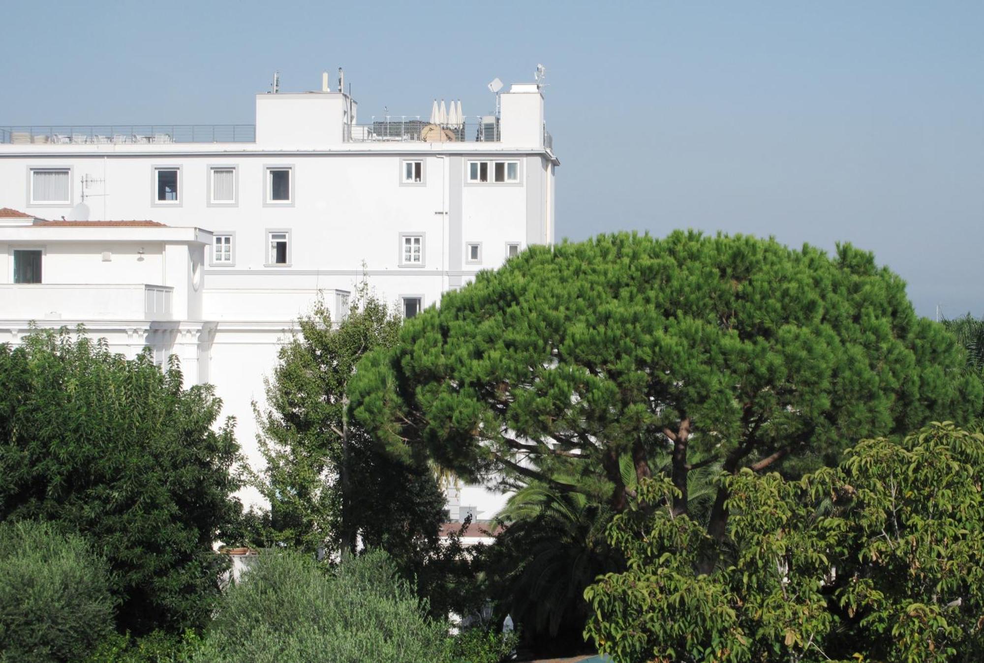 Reggine Holiday Apartments Sant'Agnello Δωμάτιο φωτογραφία
